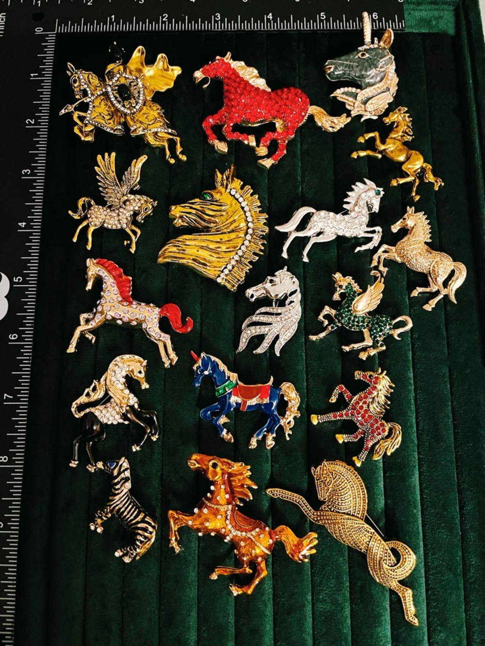 Lot 17 Horse Brooches Rhinestone Enamel Unicorn Pegasus Zebra Animal Pins Set